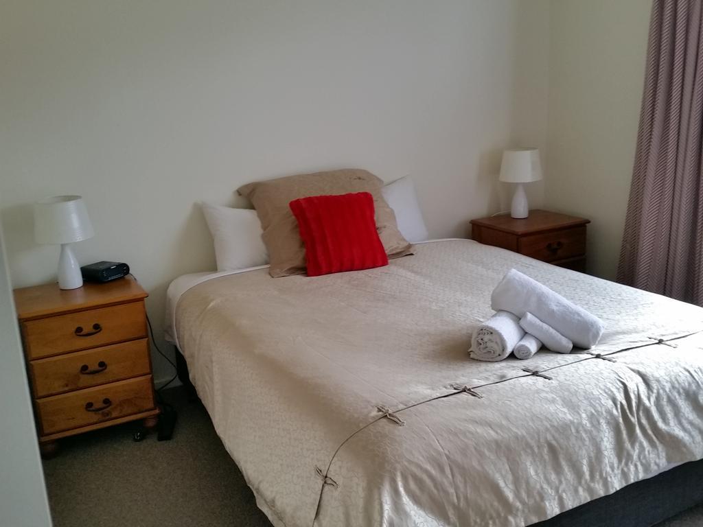 Kea Cottage Te Anau Exterior photo